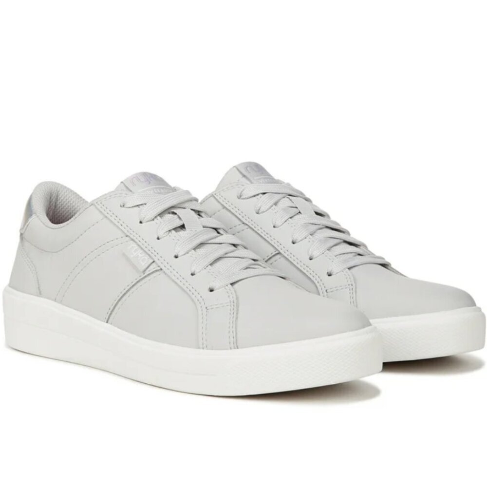 Ryka Viv Classic Sneaker
